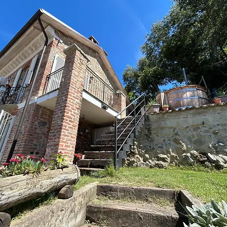 Apartment Vacanze Fra-i-cup Pt Alfiano Natta